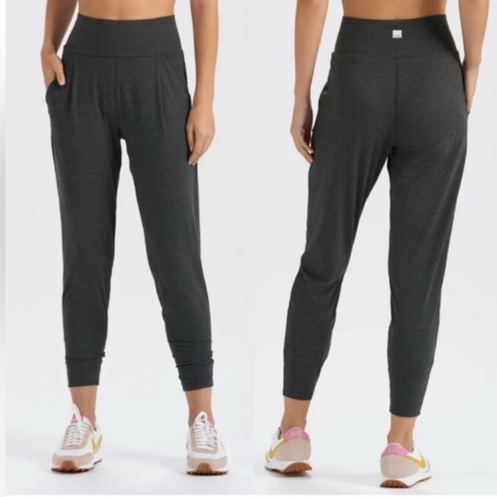 Vuori Lux Harem Joggers - Dark Olive Grey size Medium